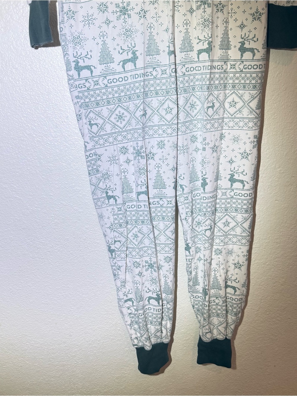 Hearth and hand Christmas onesie pajama - Picture 3 of 10